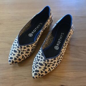 Rothy's Black and Cream Leopard Print Flats - Size 9